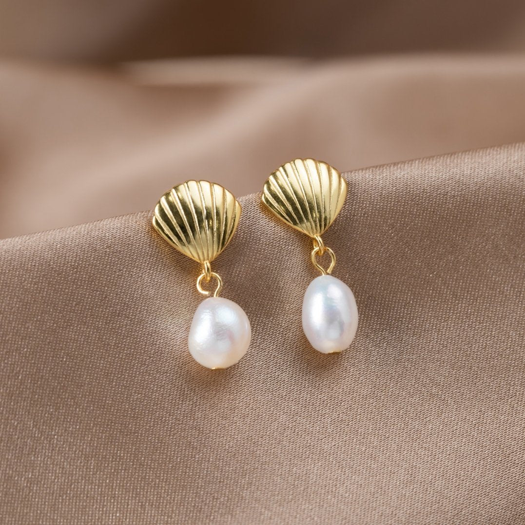Gold Shell Pearl Earrings